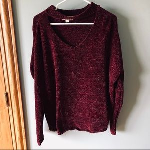Maroon v-neck cut out Chenille sweater